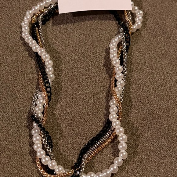 Steampunk fashion pearl necklace with adjustable length - Picture 2 of 2